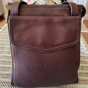 Vintage Fossil classic handbag